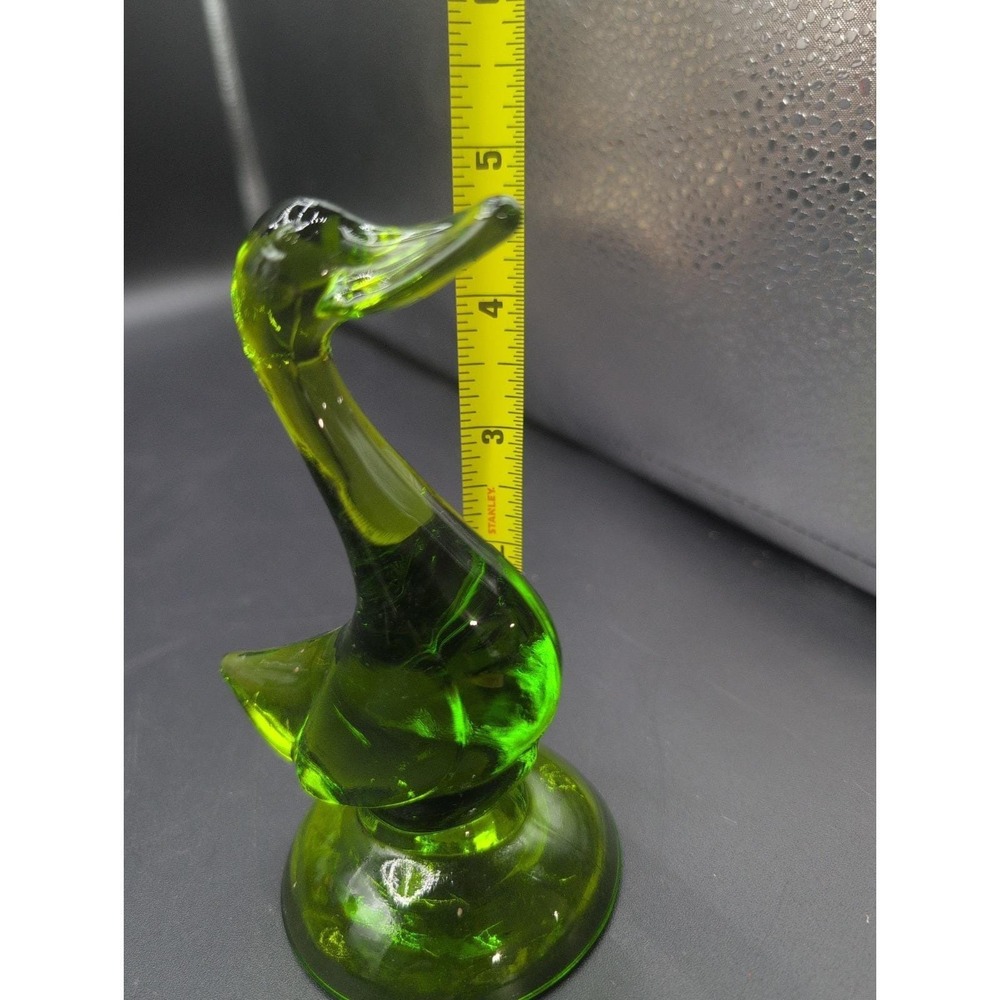 Vintage Viking Glass Epic Duck Figurine In Avocado Green 5in Mid Century - Picture 4 of 5